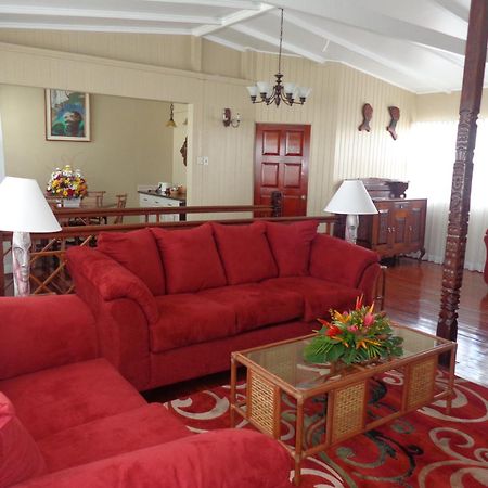 Cara Lodge Hotel Джорджтаун Экстерьер фото