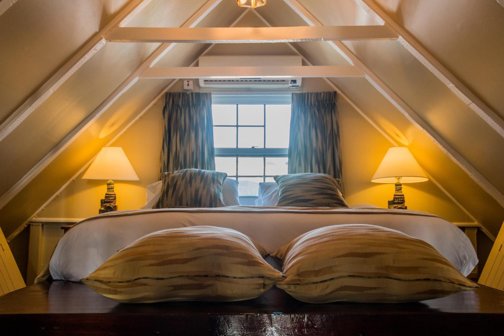 Cara Lodge Hotel Джорджтаун Экстерьер фото