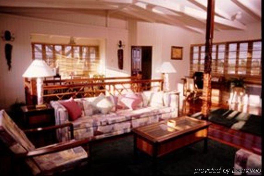 Cara Lodge Hotel Джорджтаун Интерьер фото